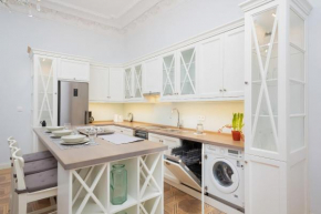 Nowogrodzka Apartamenty, Warsaw